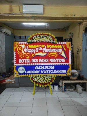 Papan Bunga di Lembah Dolopo